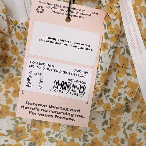 Missguided Floral skater dress - Picture 3 of 3